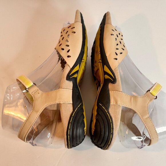 J-41 Adventure On Comfort Sandals Adjustable Cut Out Womens 7 Beige Boho Outdoor - Picture 5 of 12